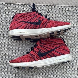 Nike Flyknit Chukka Size 10.5